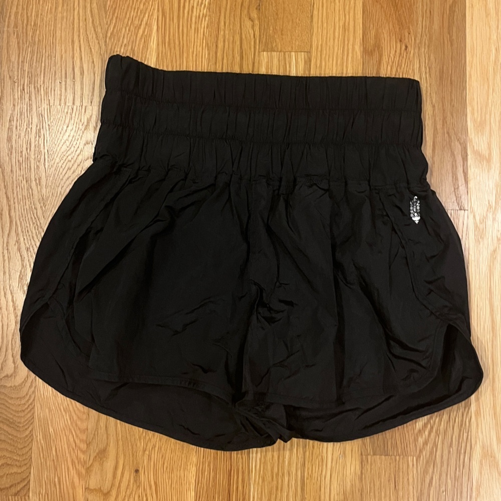 Free People the way home shorts🖤